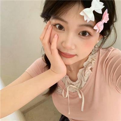 某处，某人